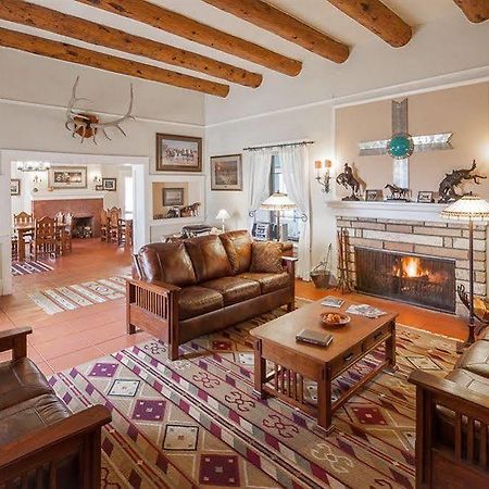 Casa Del Gavilan Historic Inn Cimarron Buitenkant foto