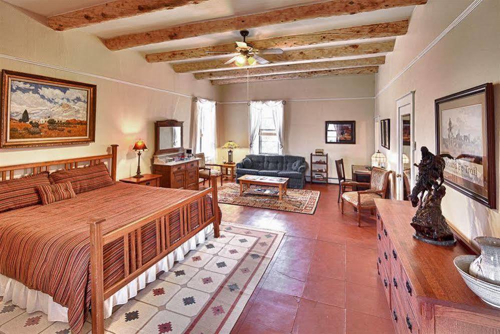 Casa Del Gavilan Historic Inn Cimarron Buitenkant foto